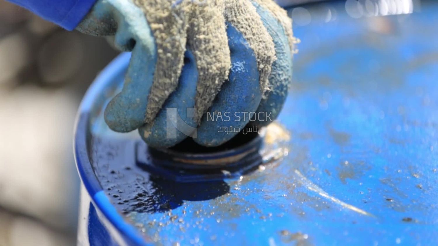 Worker opens a Barrel, Isolation work