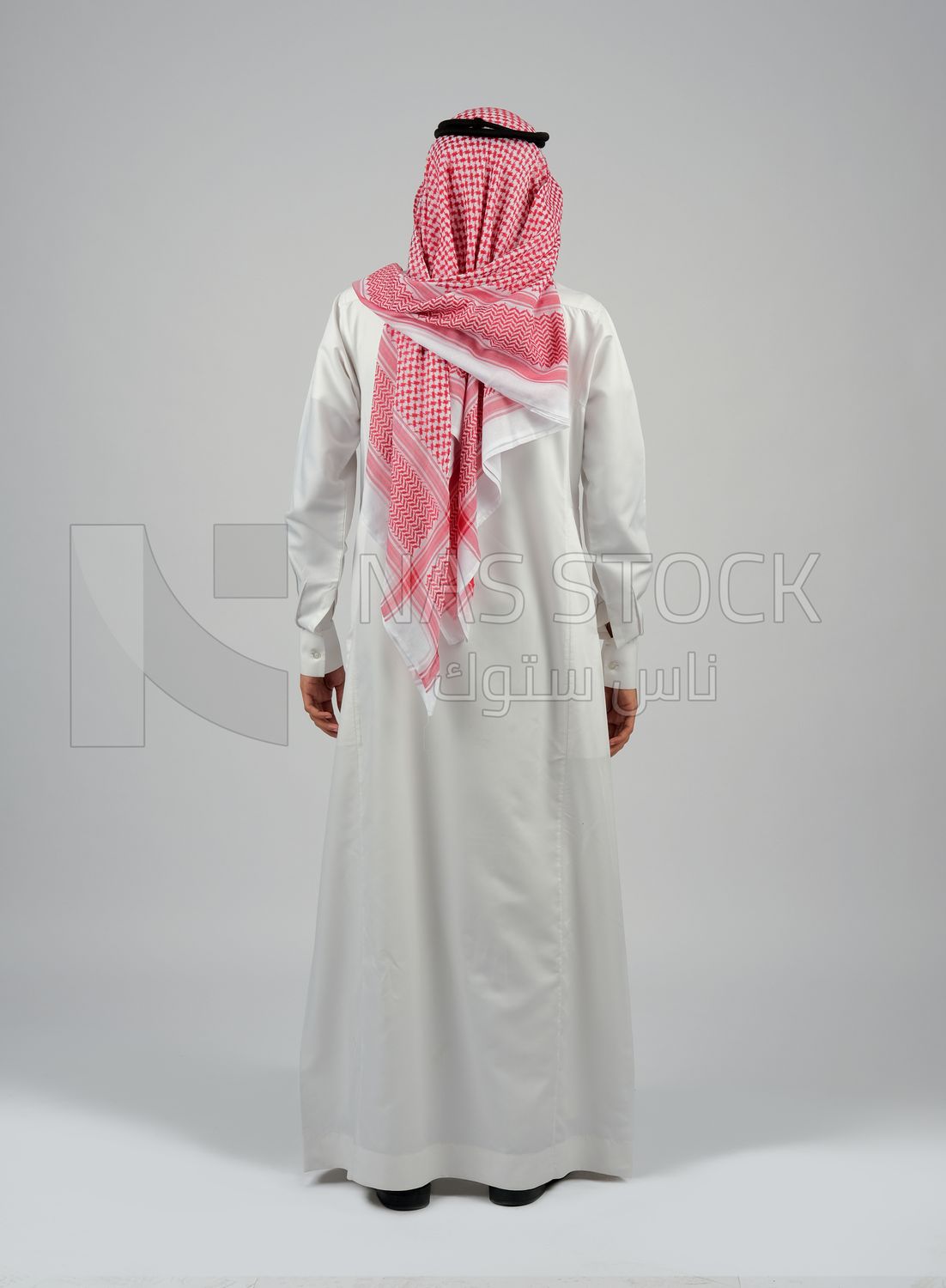 Gulf man in Saudi dress