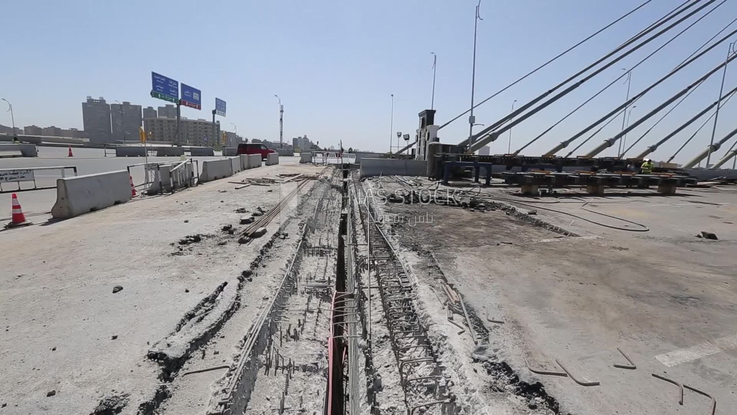 View of the bridge under construction