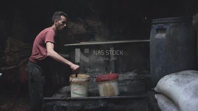 Thread dyeing workshop