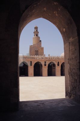 أقواس مسجد أحمد بن طولون بالقاهرة، السياحة في مصر، معالم مصر الشهيرة
