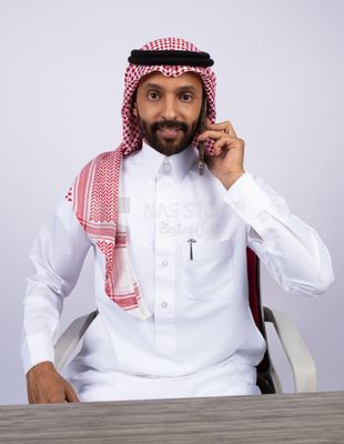 Gulf man talking on phone