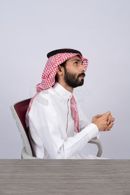 Gulf man thinking