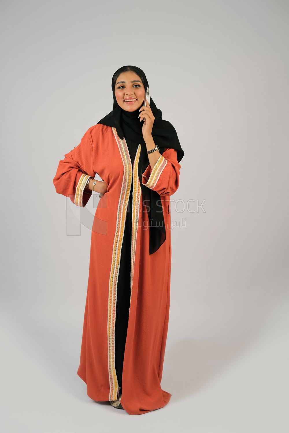 Gulf girl talking on the phone