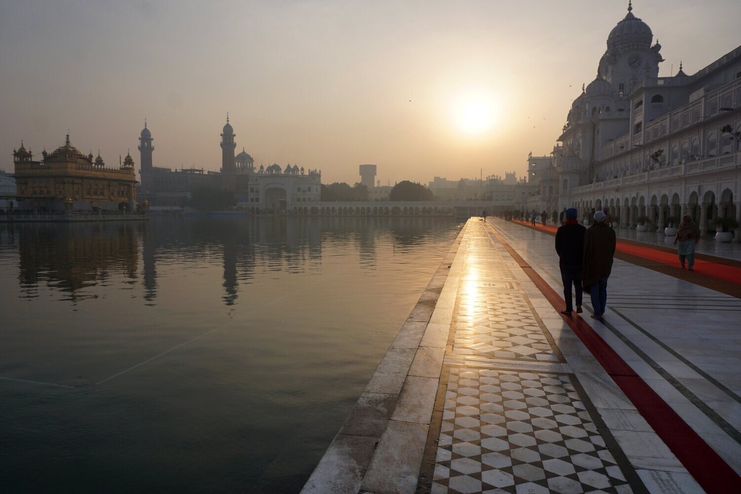 Sunrise at the Golden Temple