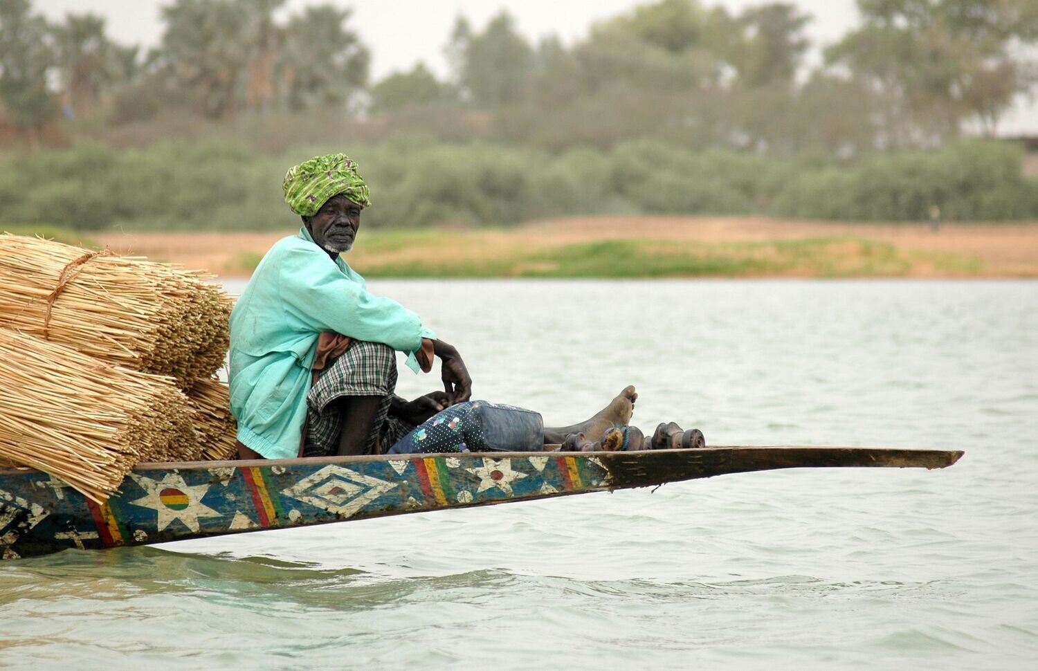 Mopti boatman