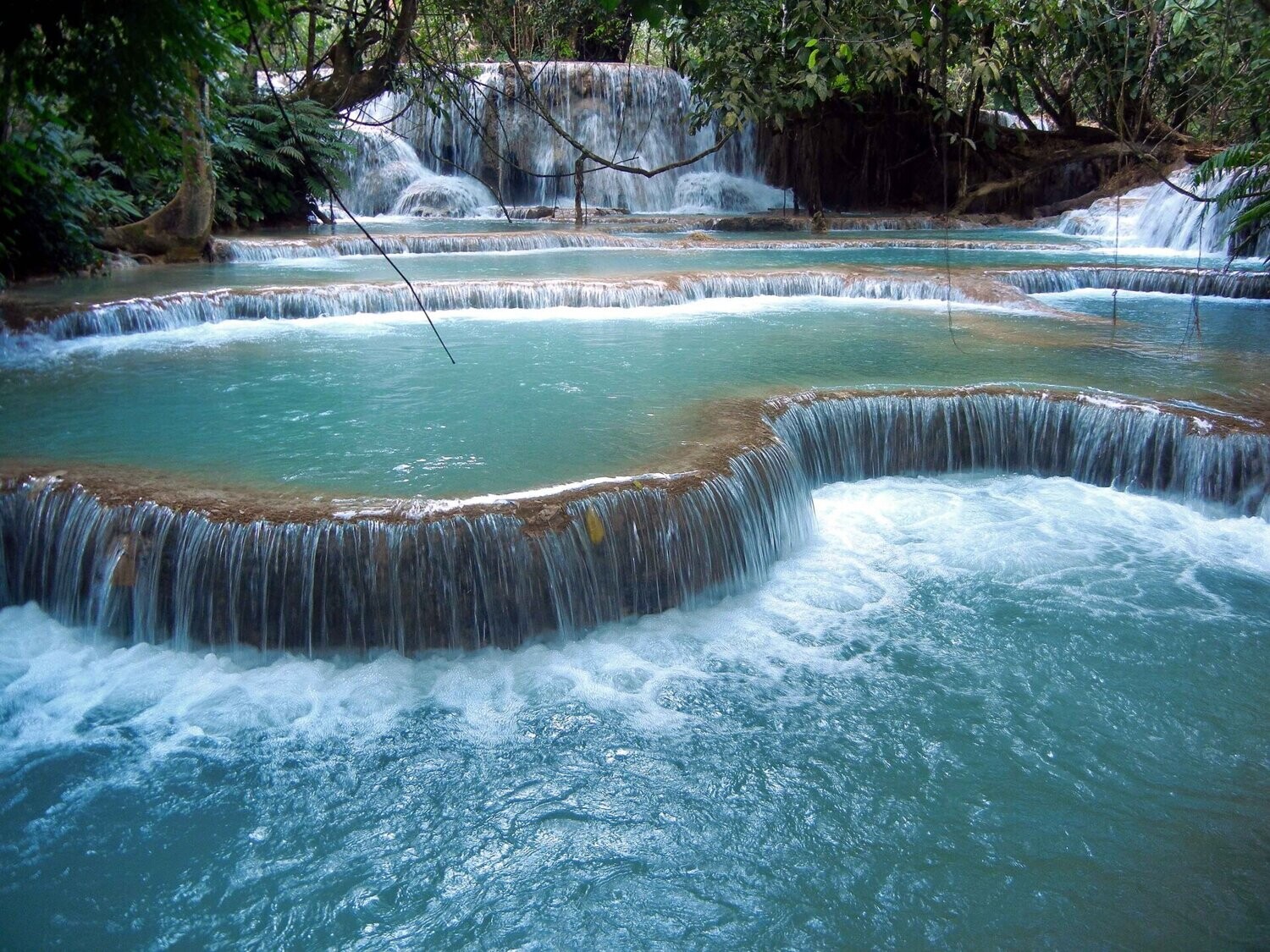 Kuang Si pools