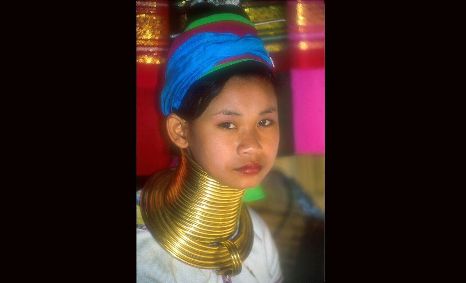 Long neck beauty
