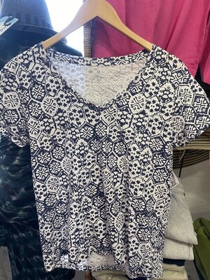 Eliott Lauren Tee