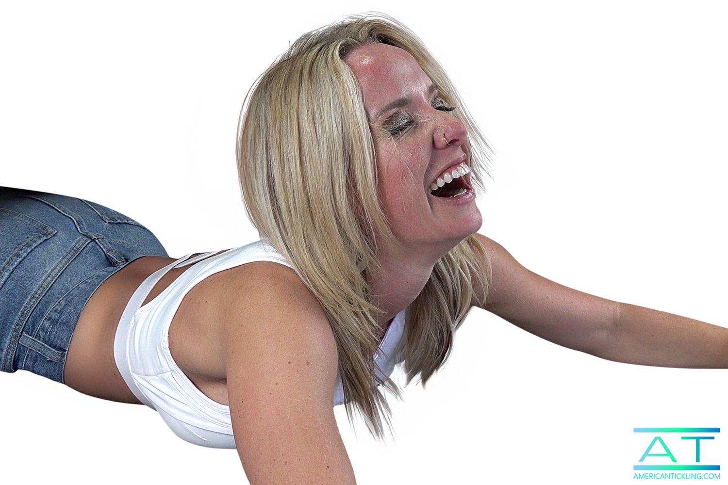 Amelia&#39;s Ticklish Blush (4K)