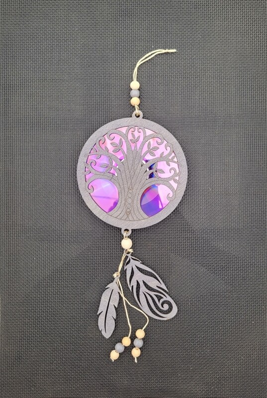 Suncatcher, 9 verschiedene Motive und in 3 Farben wählbar, handgefertigt