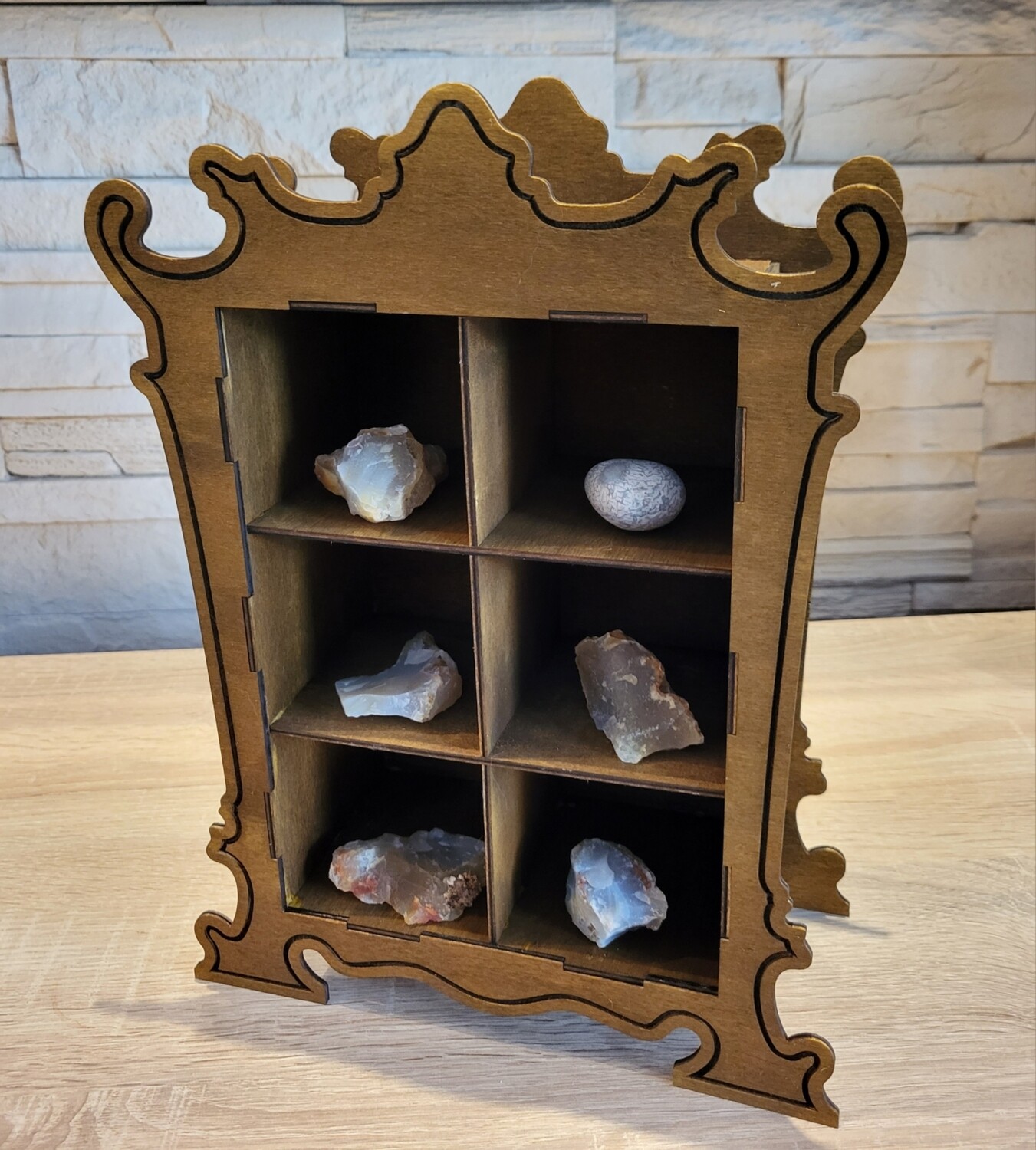 Regal Schrank aus Holz, handbemalt. In verschiedenen Farben erhältlich.