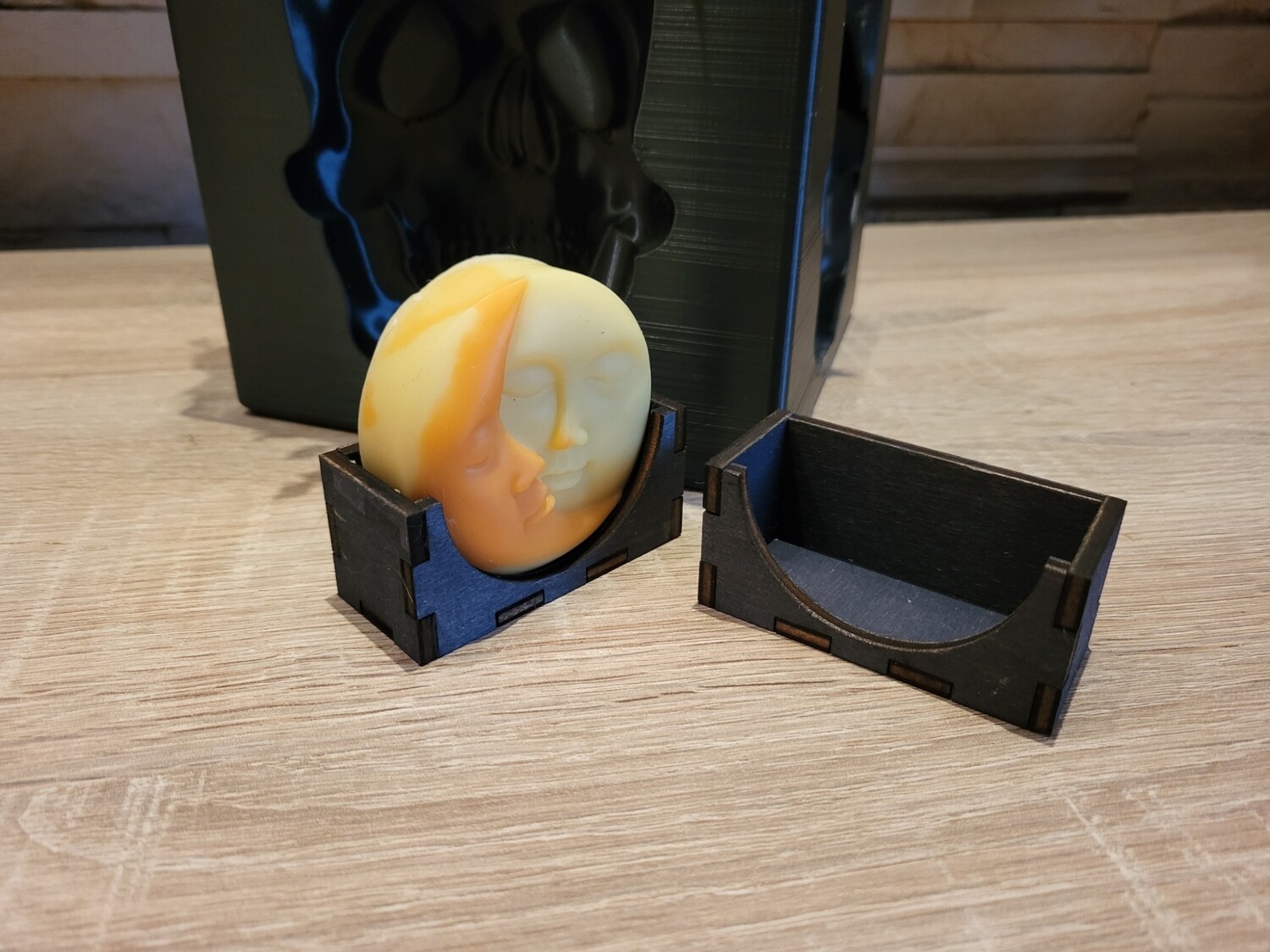 Deko Ständer für runde Seife aus Holz, handgefertigt 