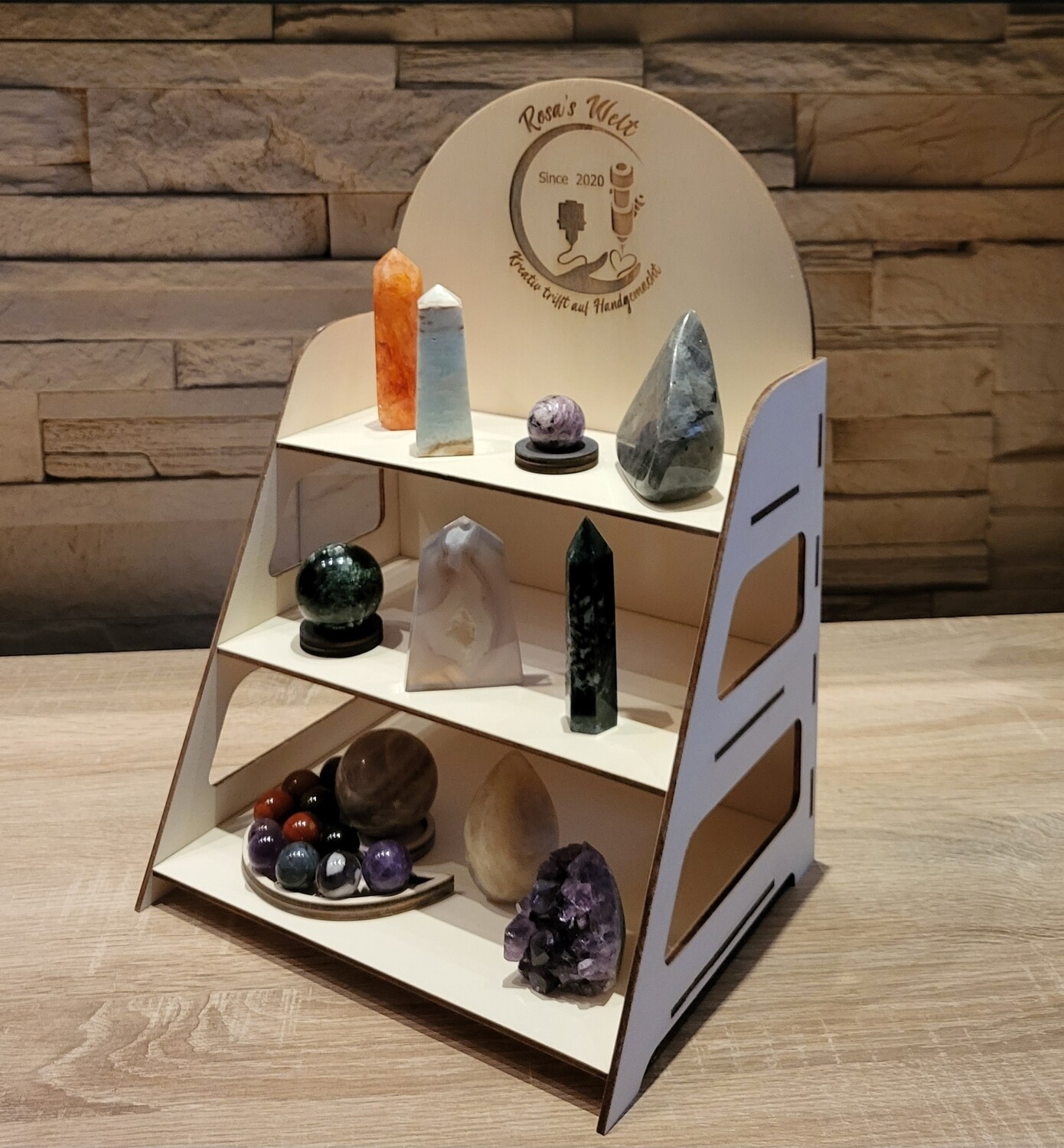 Aufsteller Regal aus Holz, in verschiedenen Farben erhältlich. Mit oder Ohne Gravur, ab