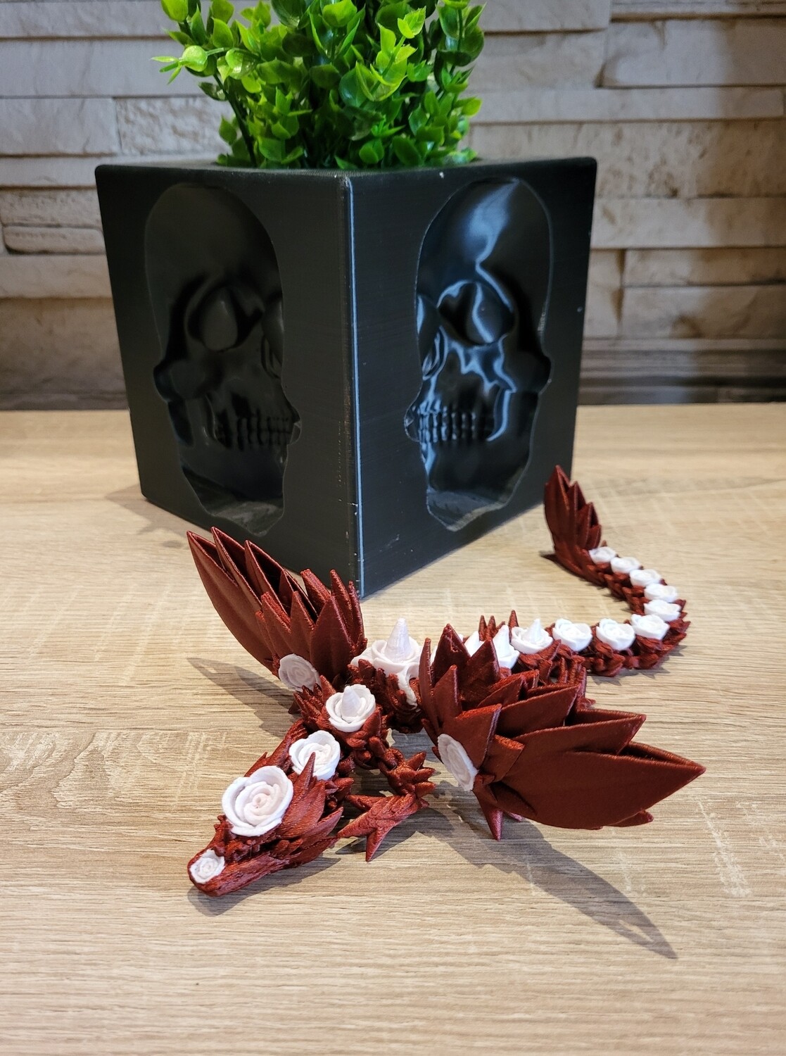Roses Drache mit Flügel, 2farbig. In verschiedenen Farben erhältlich