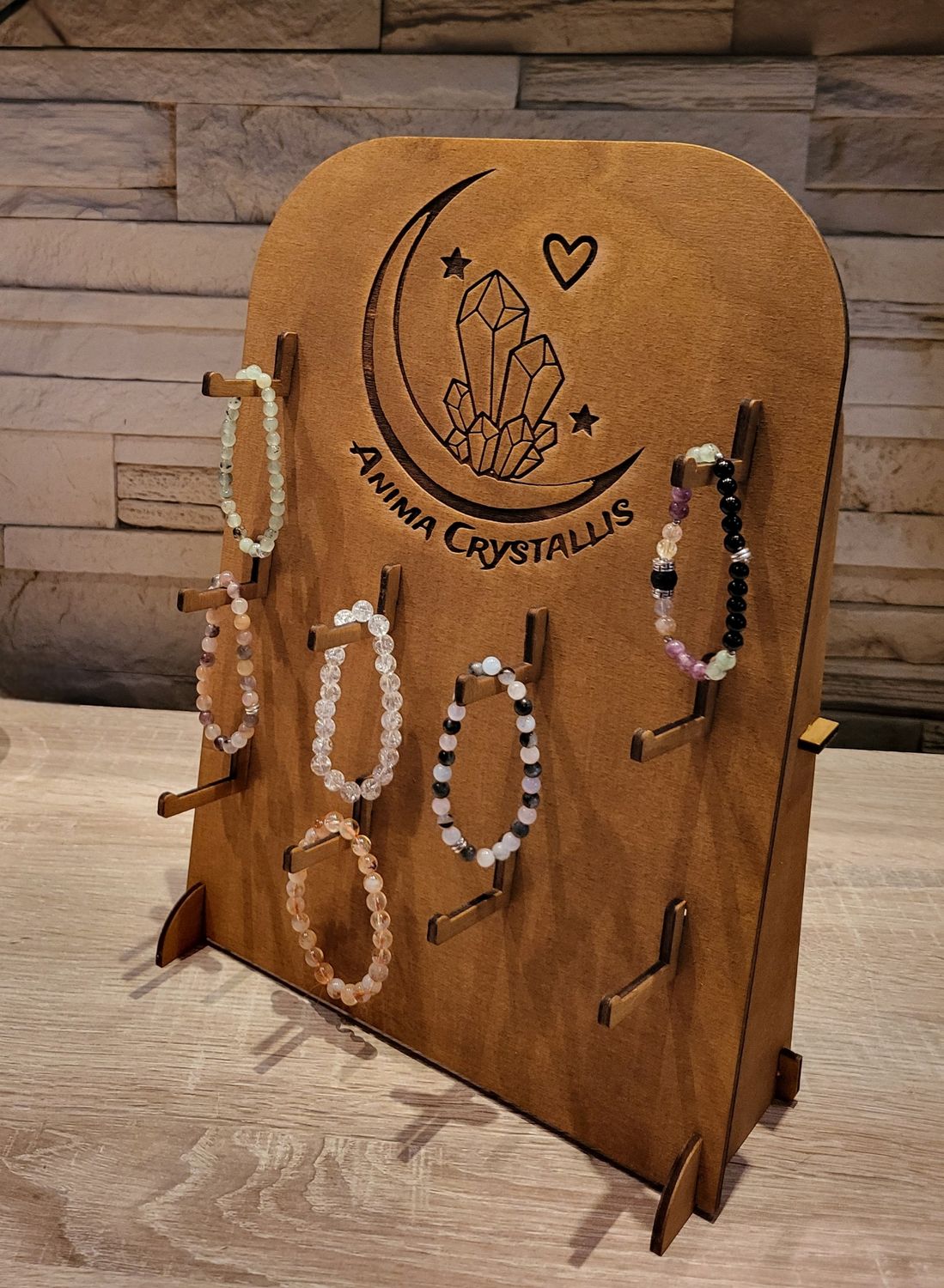 Armband Aufsteller aus Holz, personalisierbar. In verschiedenen Farben erhältlich. Ab
