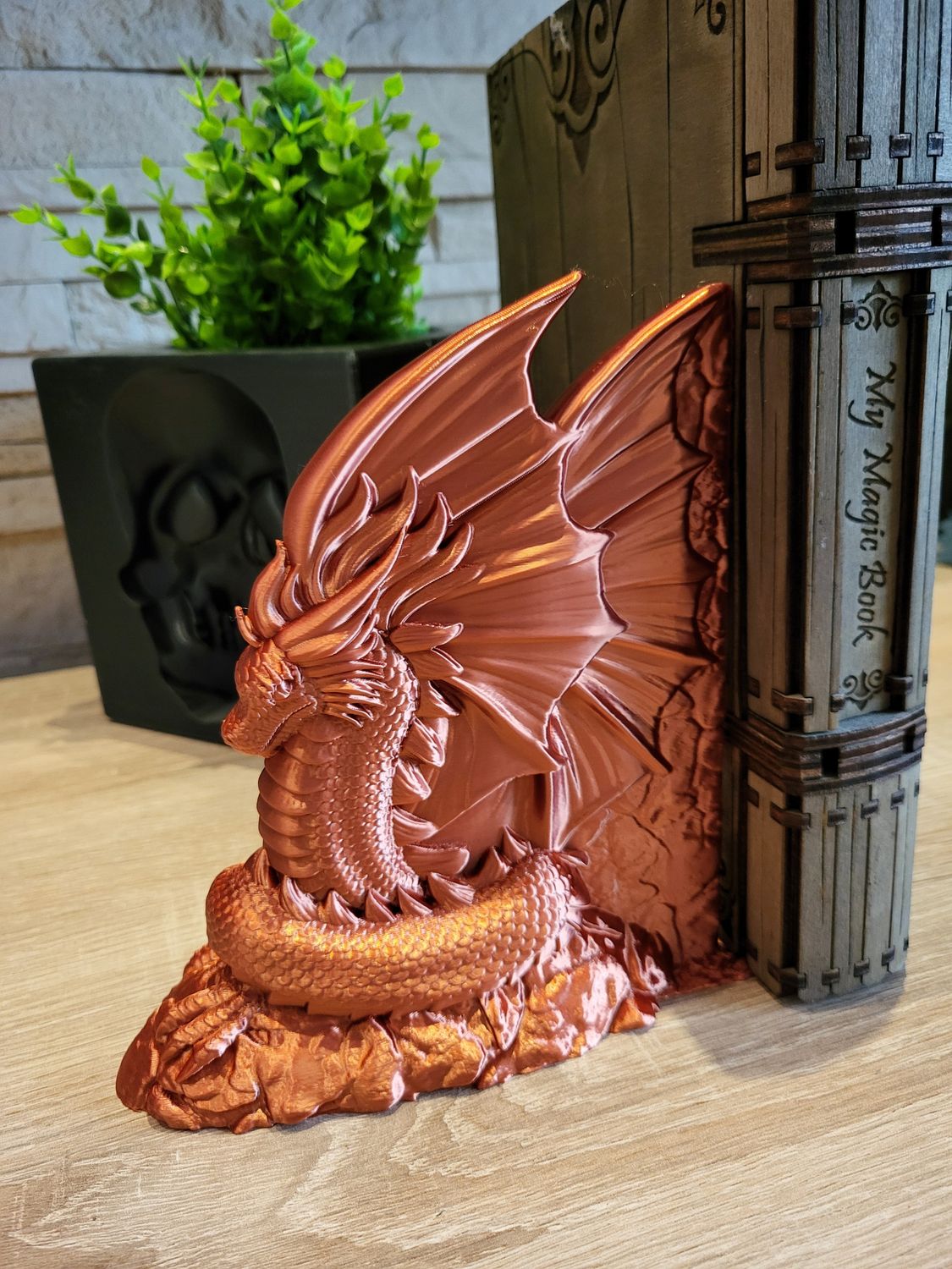 Buchstütze Drache, in diversen Farben erhältlich