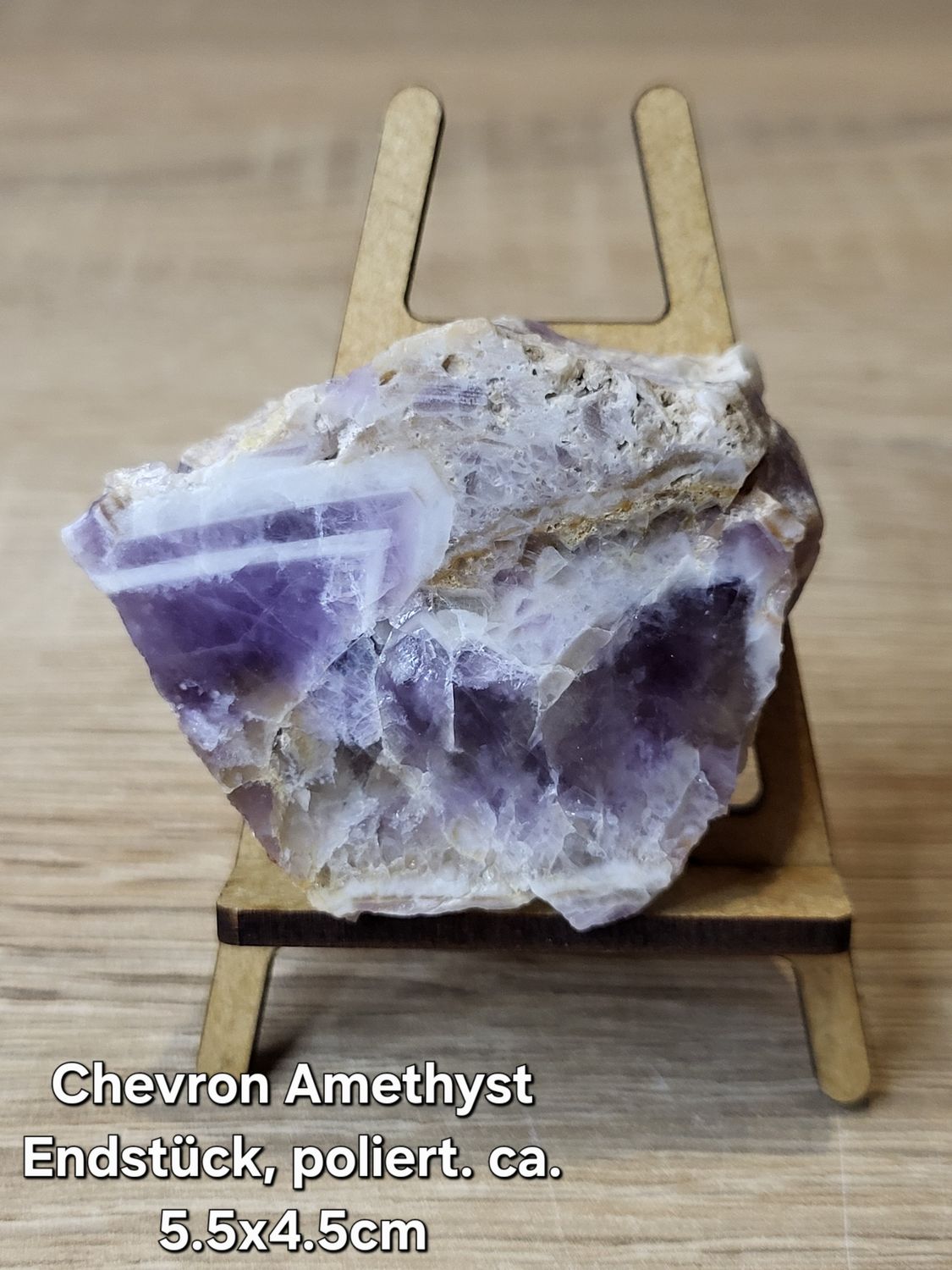 Chevron Amethyst Rohstein Endstück, einseitig poliert