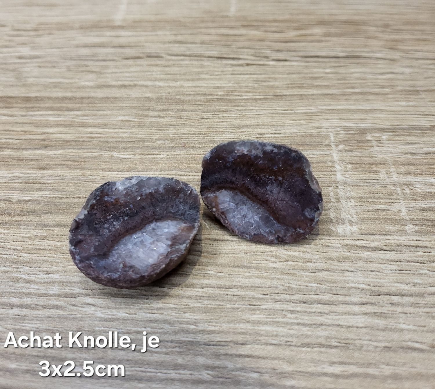 Achat Knolle, beide Seiten von Hand poliert