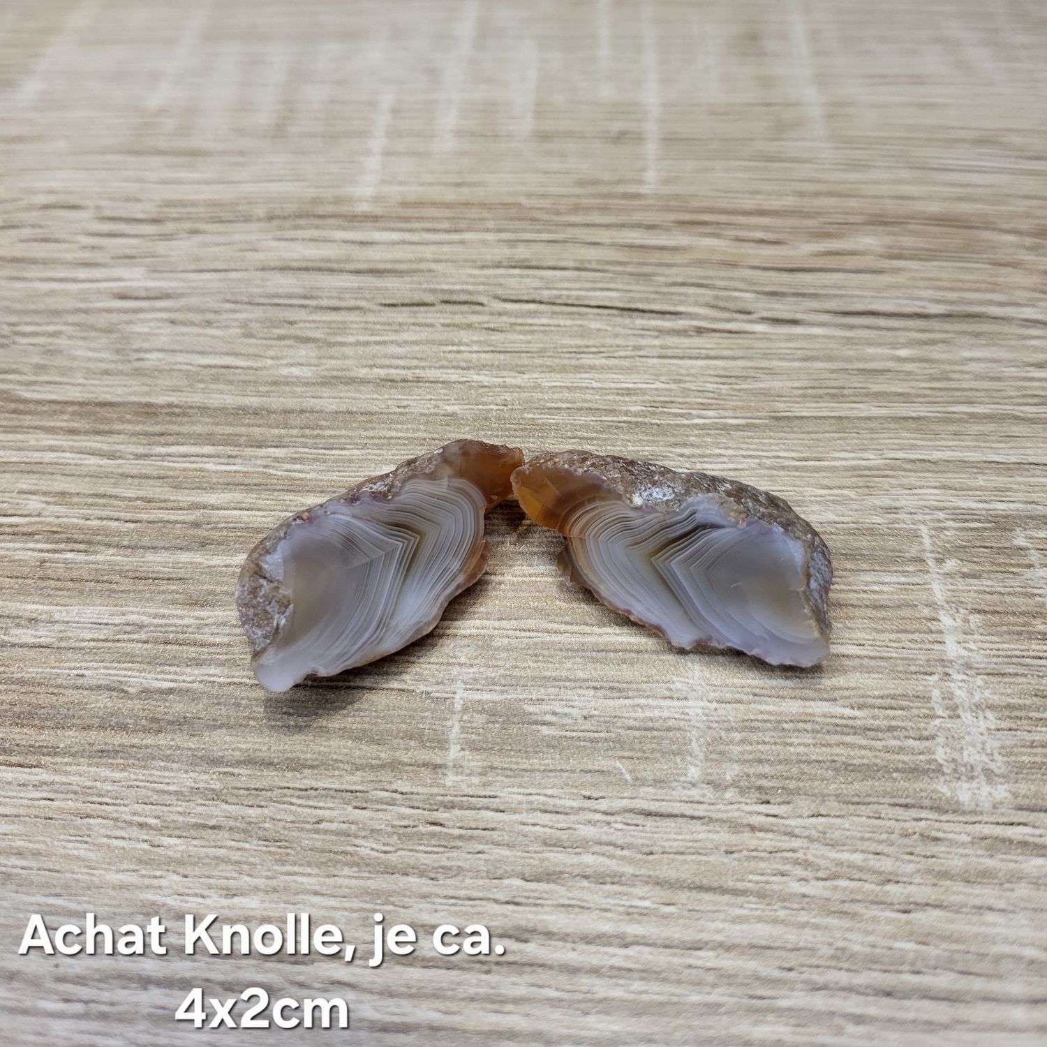 Achat Knolle, beide Seiten von Hand poliert