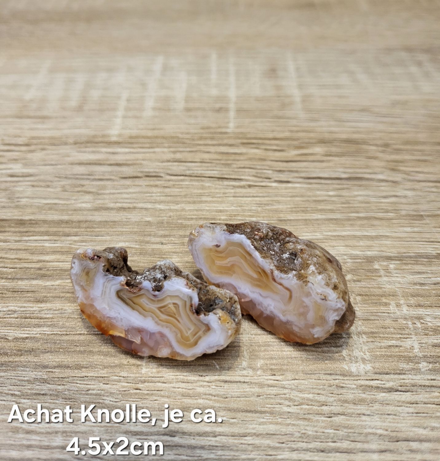 Achat Knolle, beide Seiten von Hand poliert
