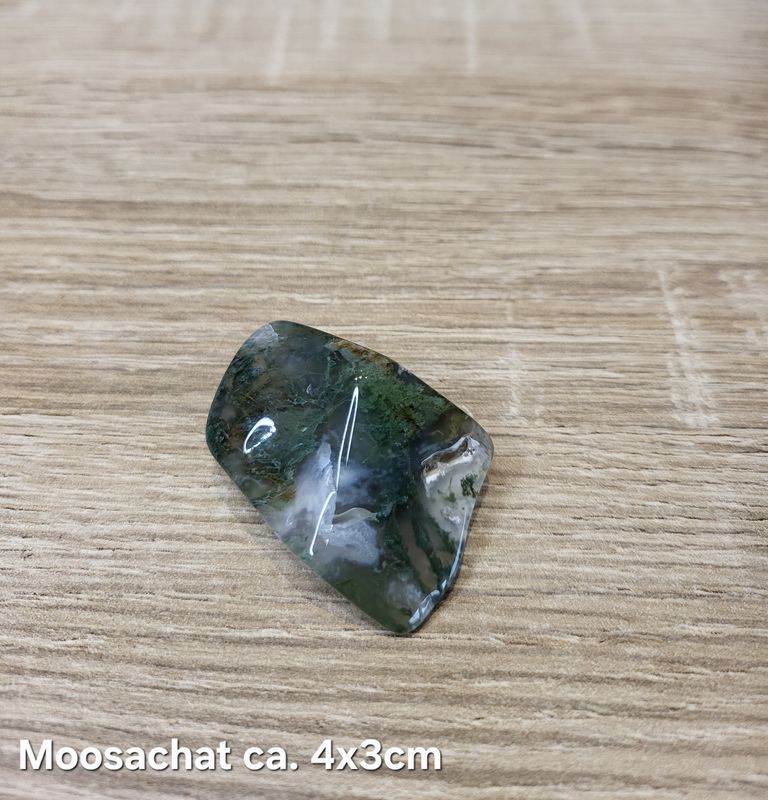 Moosachat Trommelstein, groß