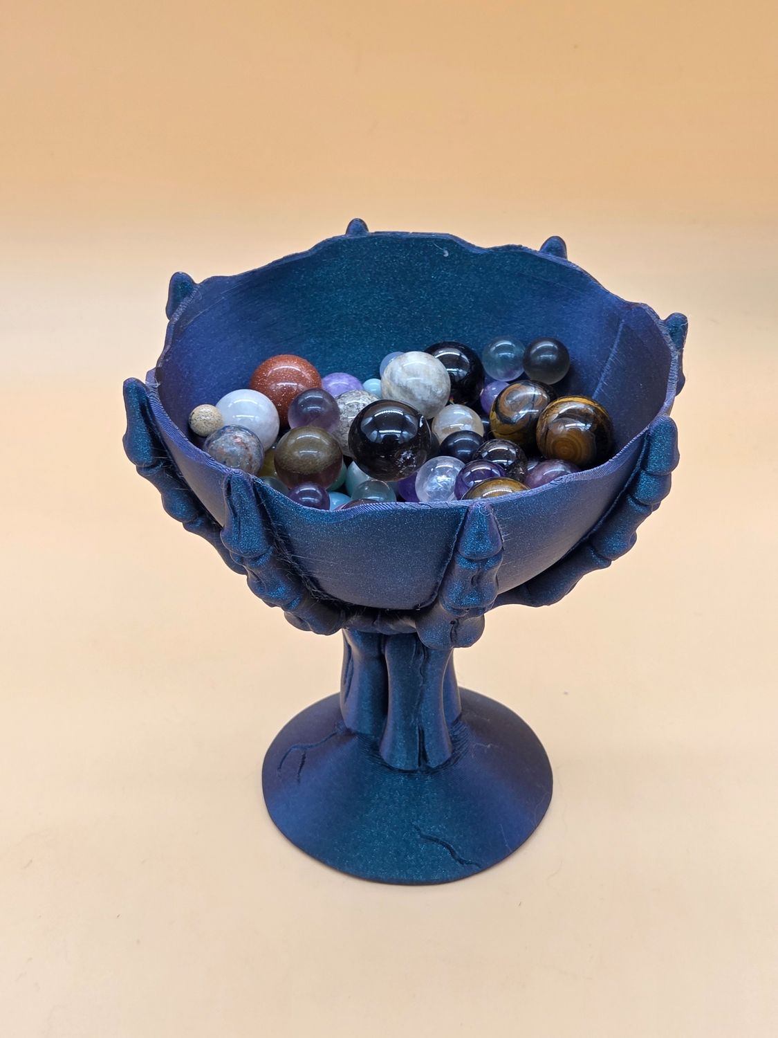 Schale "Hände" in verschiedenen Farben erhältlich.