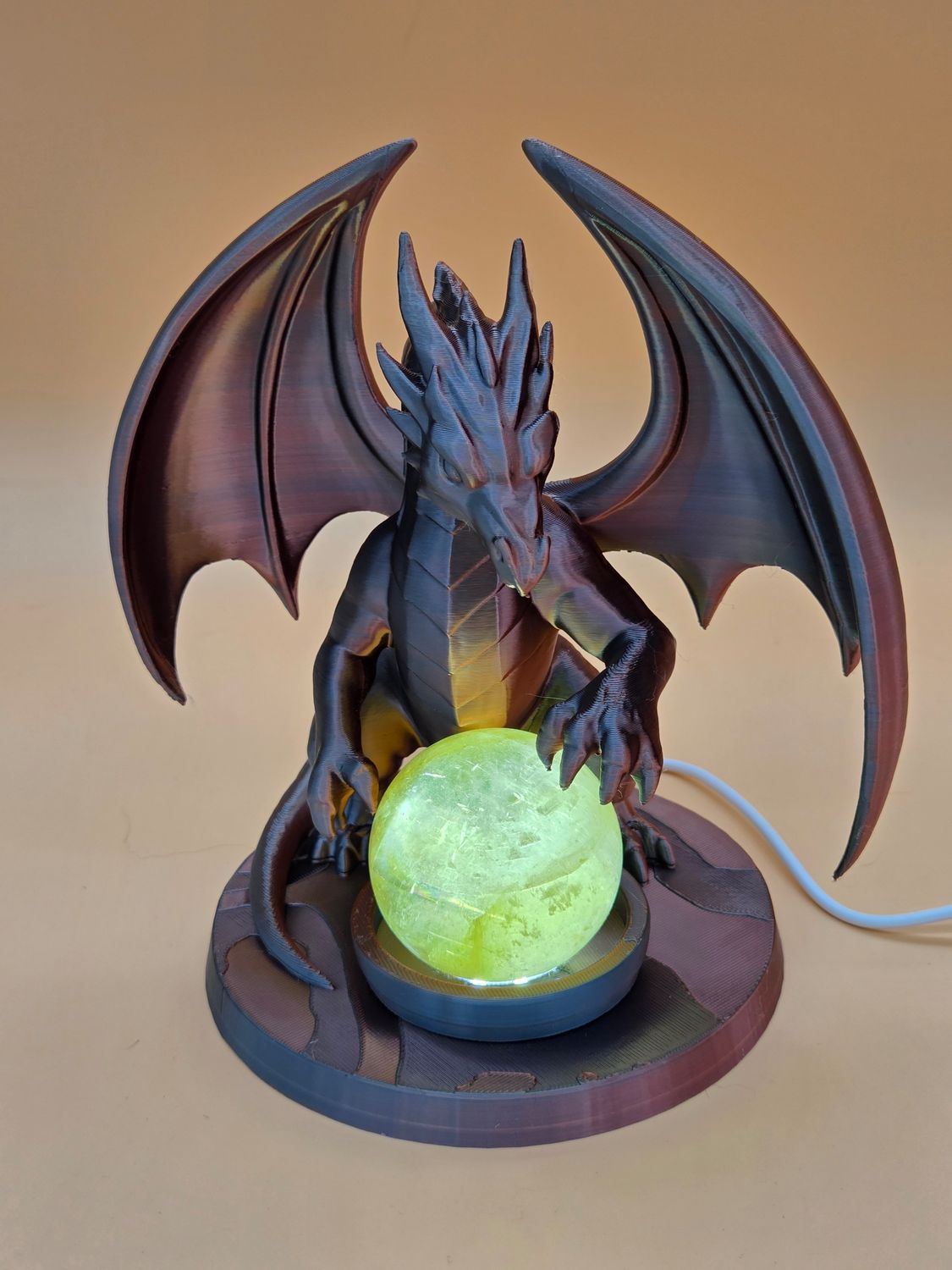 Led Kugelhalter Drache mit USB. In verschiedenen Farben erhältlich