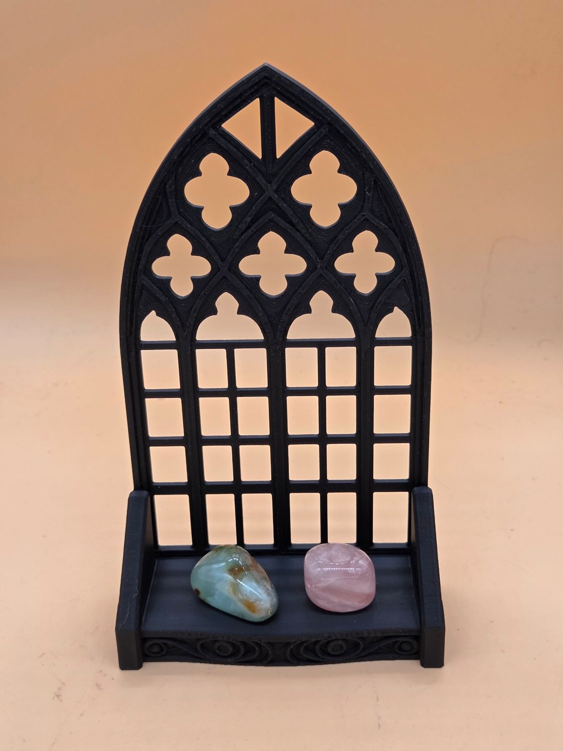 Gothic Aufsteller Regal. In vielen verschiedenen Farben erhältlich. Gothic Aufsteller Regal. In vielen verschiedenen Farben erhältlich.