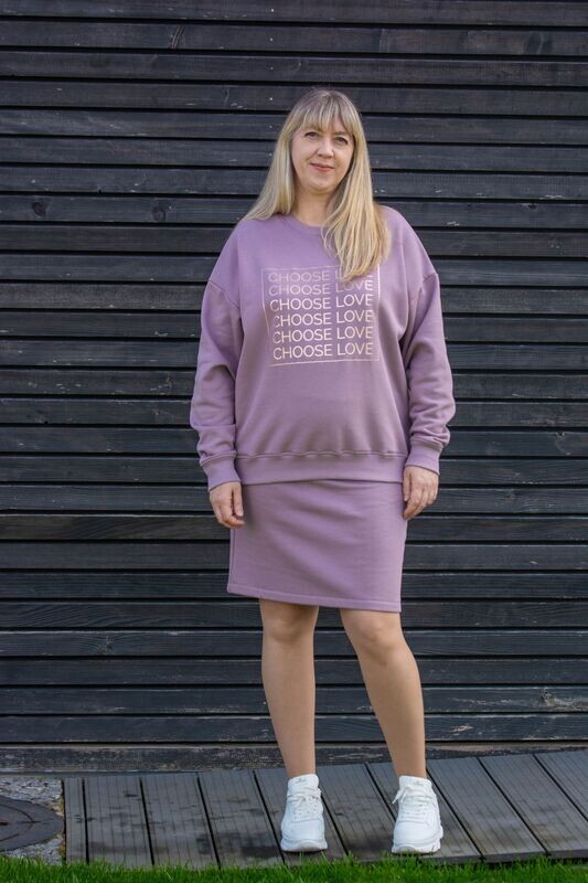Sweater aus kuscheligem ORGANIC BRUSHED SWEAT Sweater aus kuscheligem ORGANIC BRUSHED SWEAT "choose love"