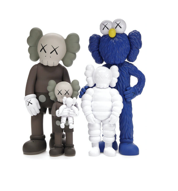 KAWS Family Vinyl Figures Brown / Blue