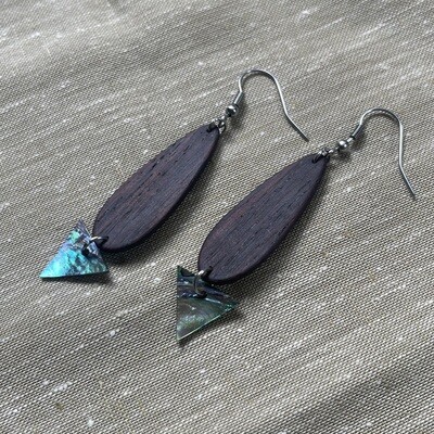 NZ Paua shell / rosewood earrings (4)