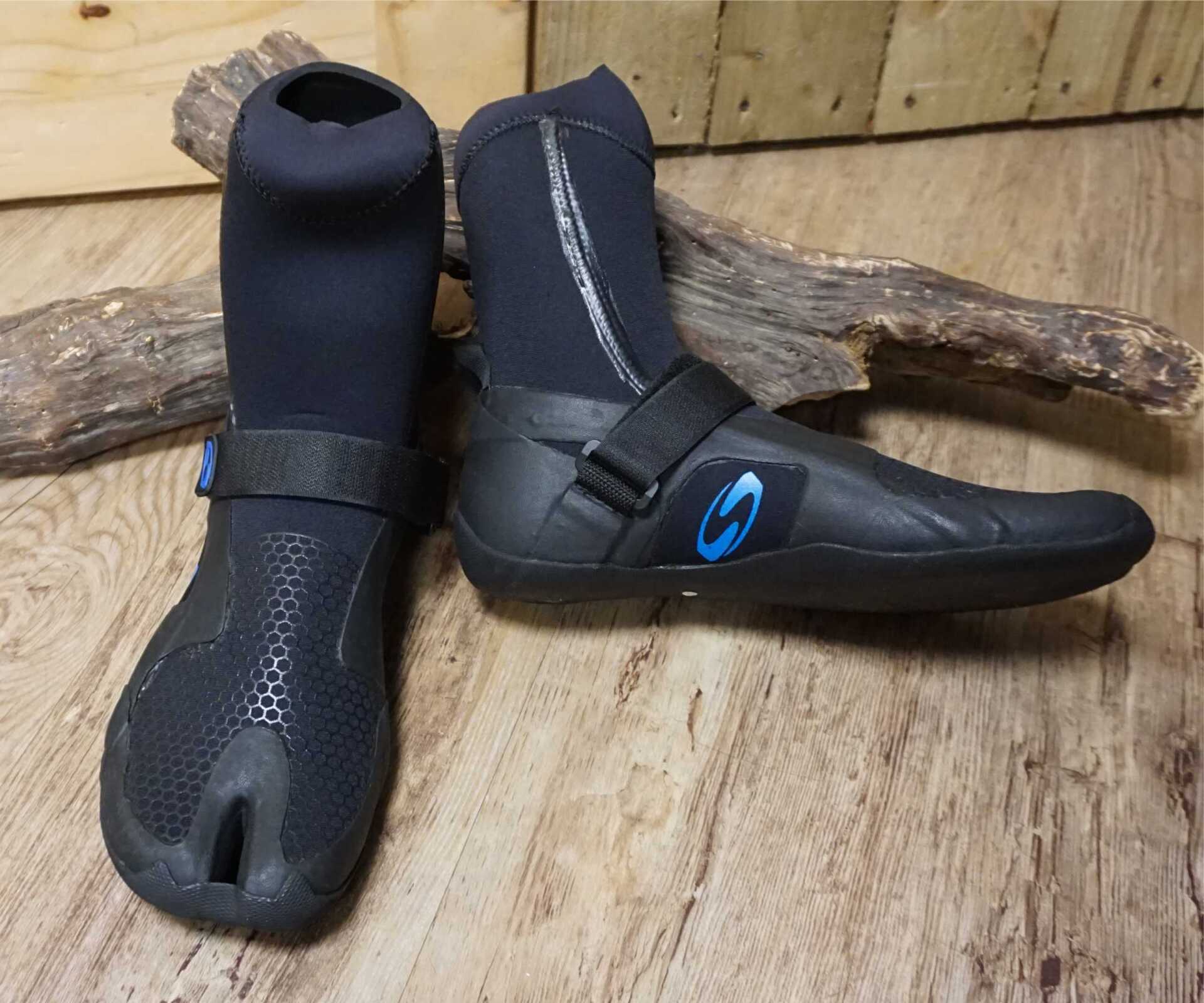 Sola 5mm Split Toe Boots