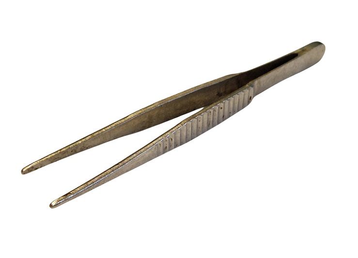 Pincete tehniskā 150mm, taisna, bez zobiem (rievām) (ar gludu darba daļu)