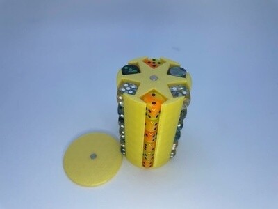 Dice holder (for 6-sided dice)