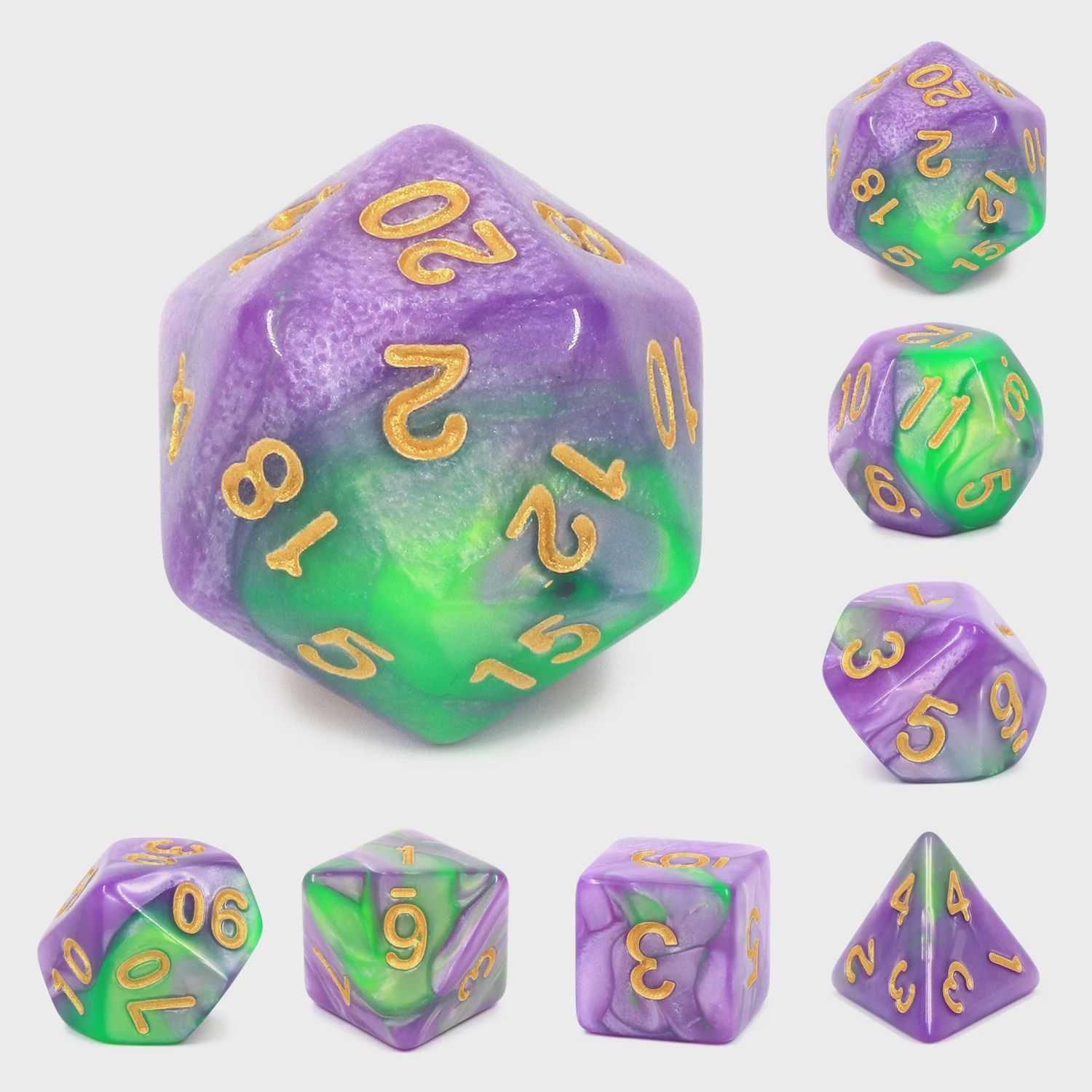 “Immature Grape” Dice Set