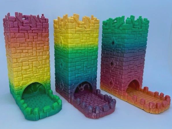 ​Dice tower, Couleur: Arc-en-ciel