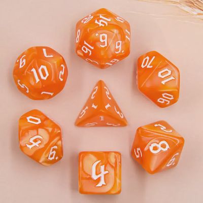 “Pearly Orange” dice set