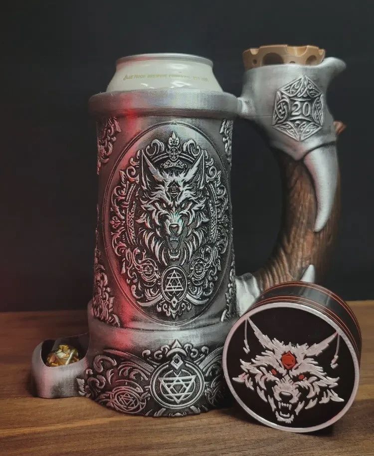 Dice mug Wolf&#39;s Protection