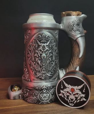 Dice mug Wolf&#39;s Protection