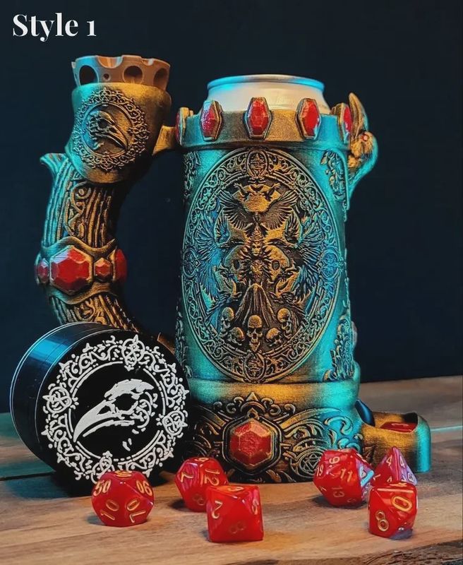 Dice mug Crow Queen