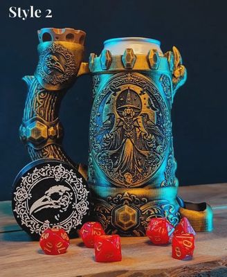 Dice mug Crow Queen