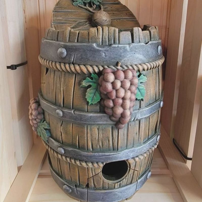 Wine barrel