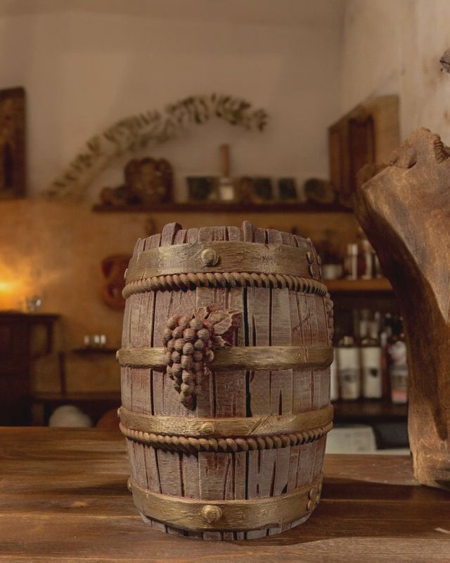 Wine barrel