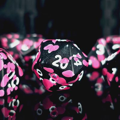 7-Piece Polyhedral Dice Set: Pink Anarchy