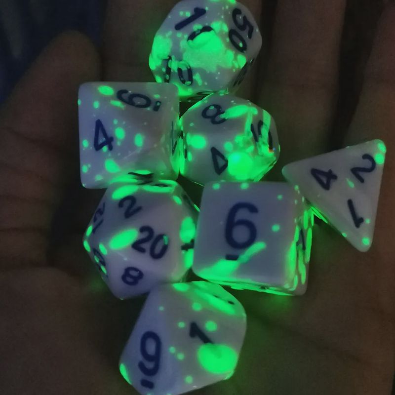 7-Piece Luminescent Polyhedral Dice Set: Pathogen X