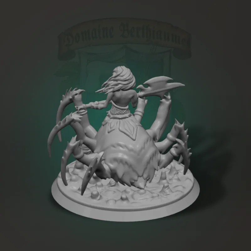 The High Priestess – 28mm Drider Miniature