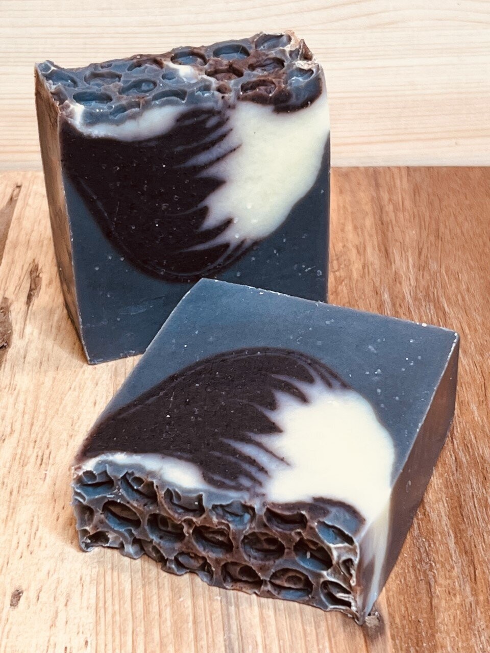 SOAP Charcoal & Tea Tree