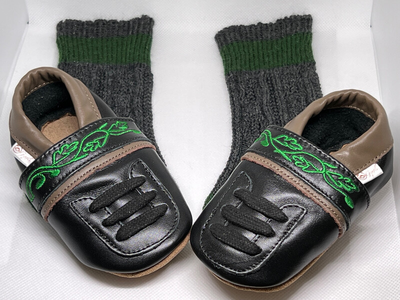 Set: Alpine Lederpuschen &amp; Trachtensocken
