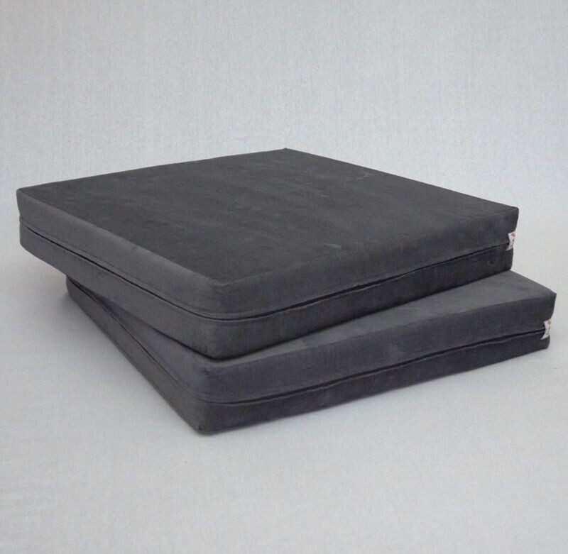 Spielpolster grau uni